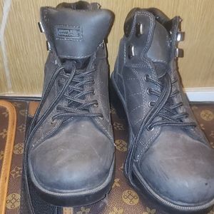 Boys rugged ankle winter boots